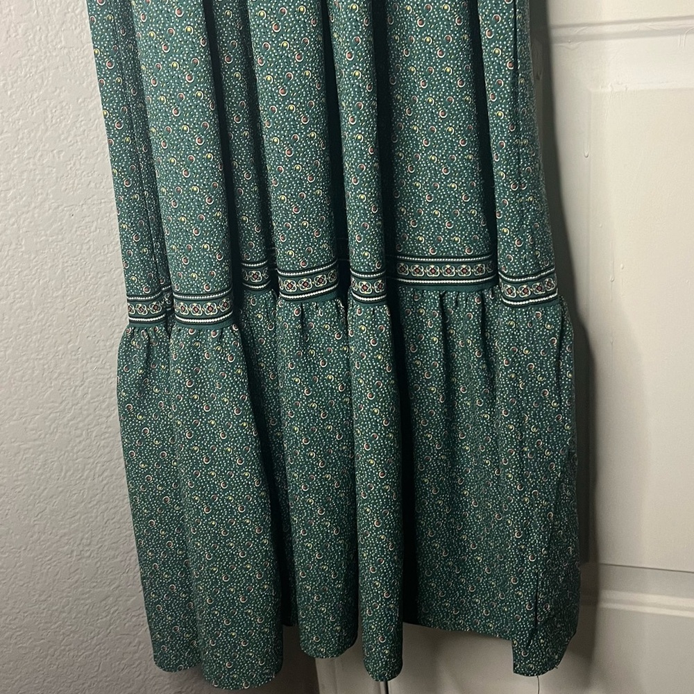 Max Studio | green country maxi dress with folky florals, size small - Picture 8 of 12